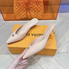 Louis Vuitton Slippers